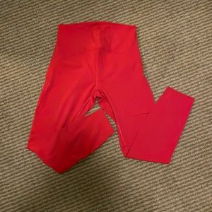 InStill high rise 25” in Dark Red
